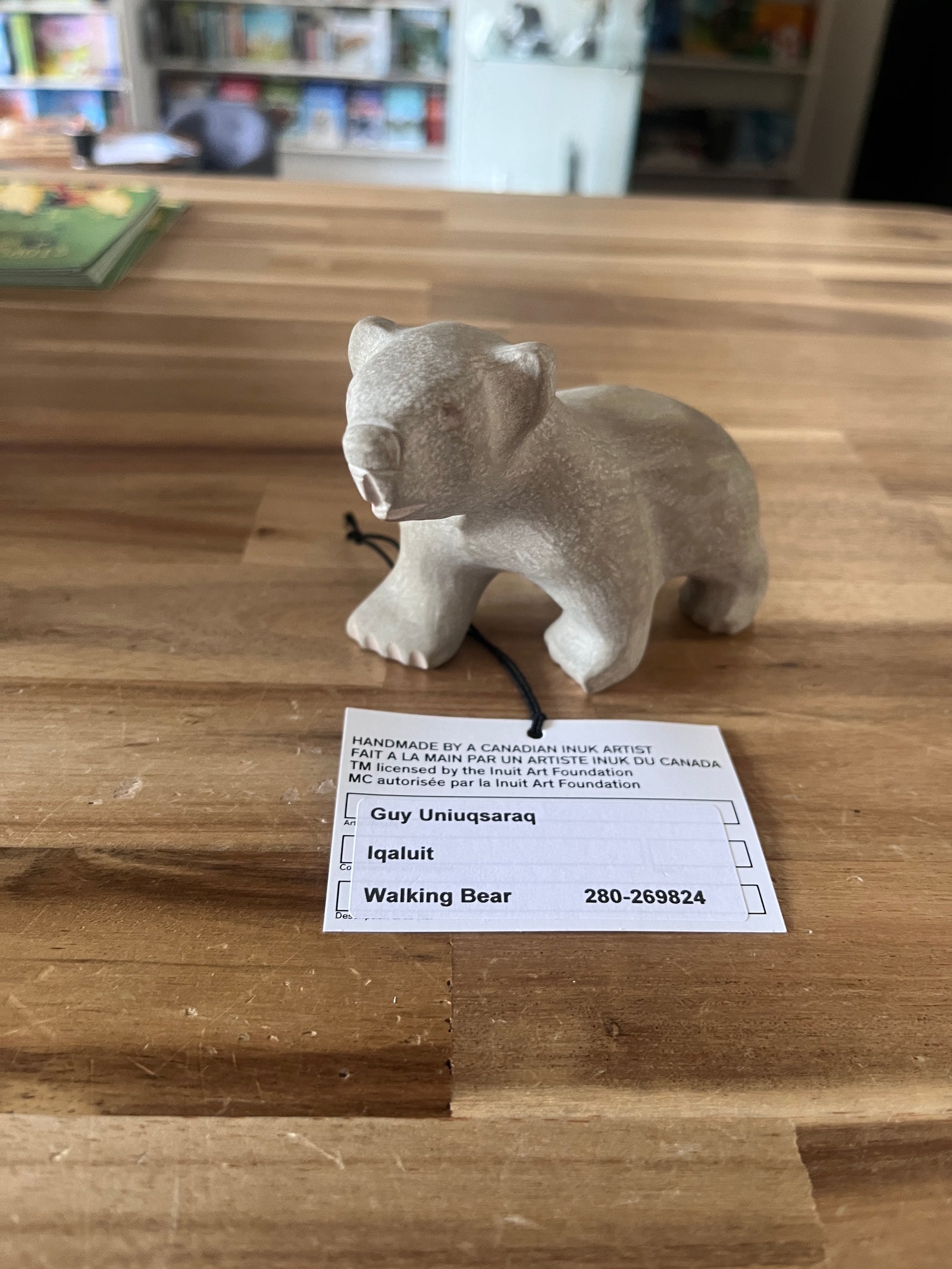 Walking Bear - 269824 - 50% consignment